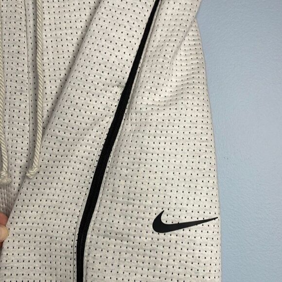 Nike Sportswear City Ready Light Bone/Black Pants Sz Lg New with tags - Picture 7 of 12